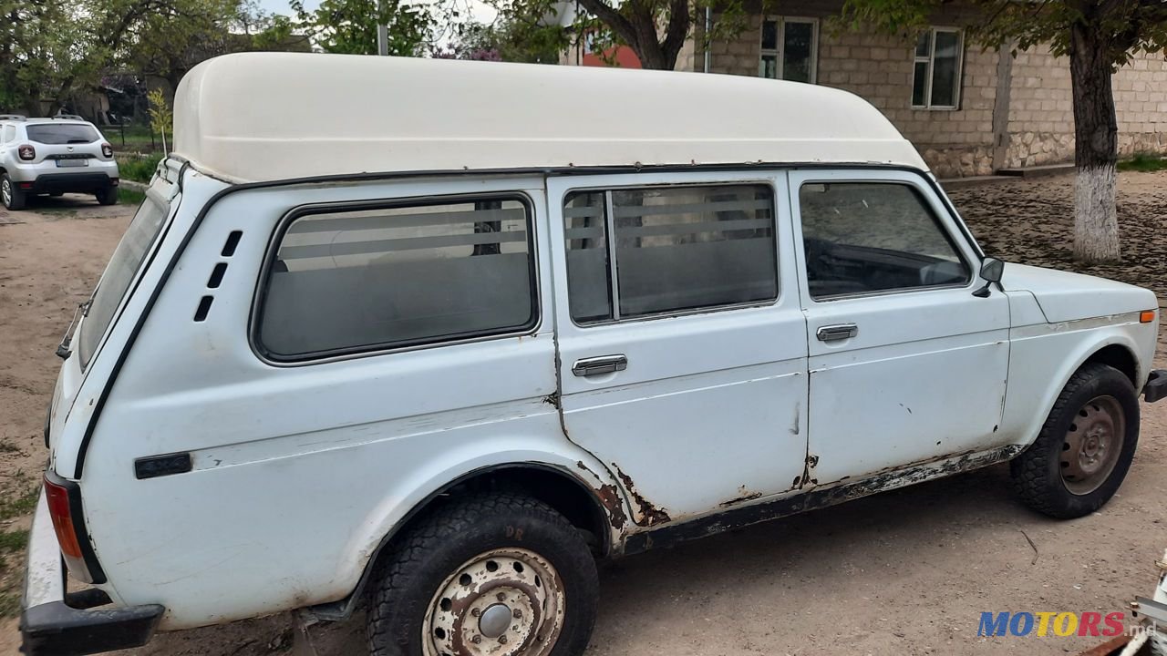 2004' ВАЗ 2121 Niva photo #2