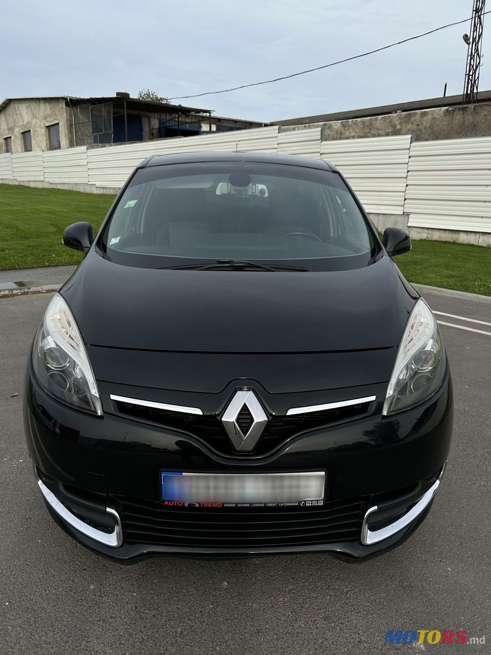 2013' Renault Grand Scenic photo #2