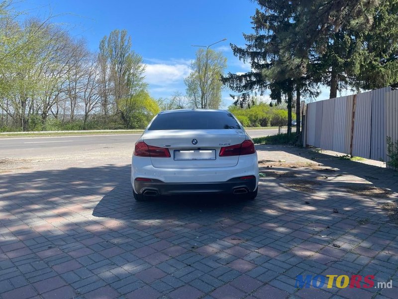 2019' BMW 5 Series photo #3