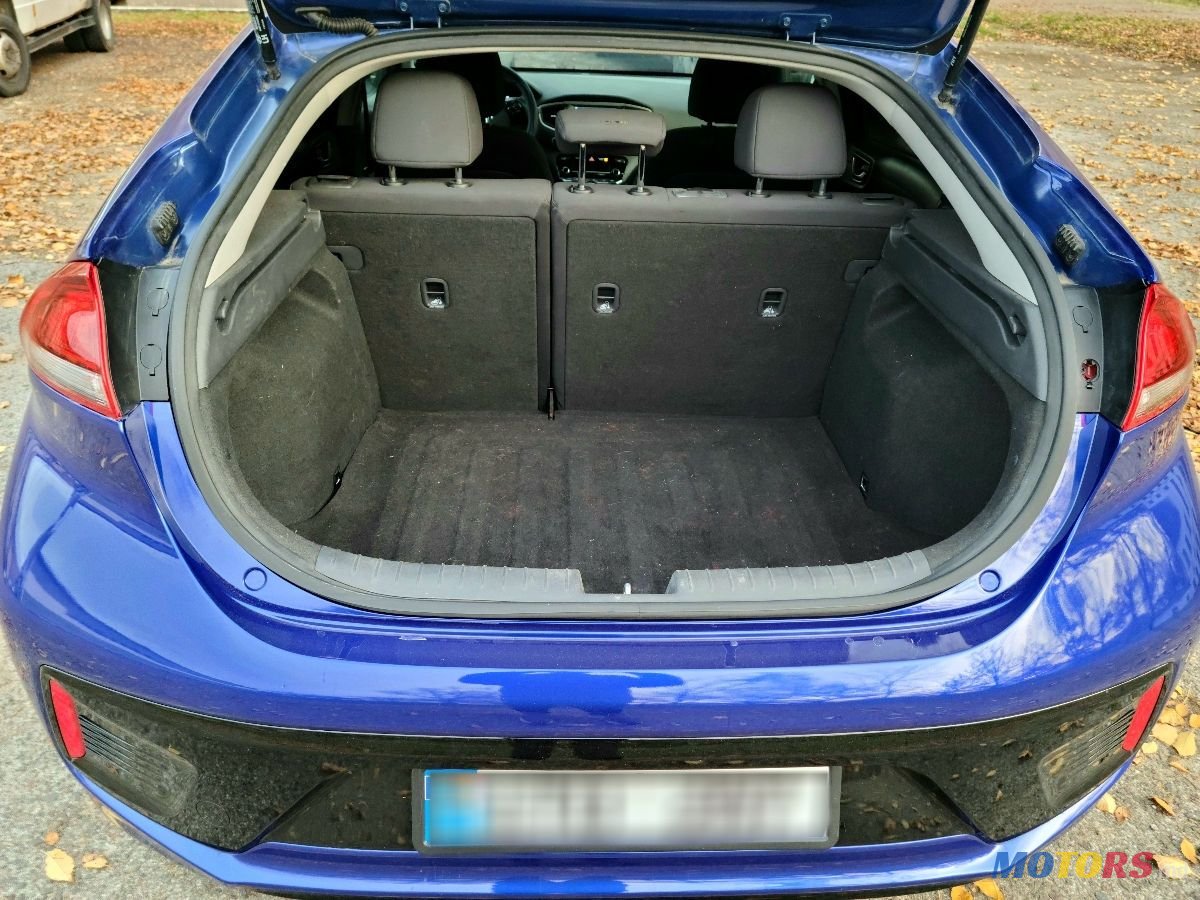 2019' Hyundai Ioniq photo #4