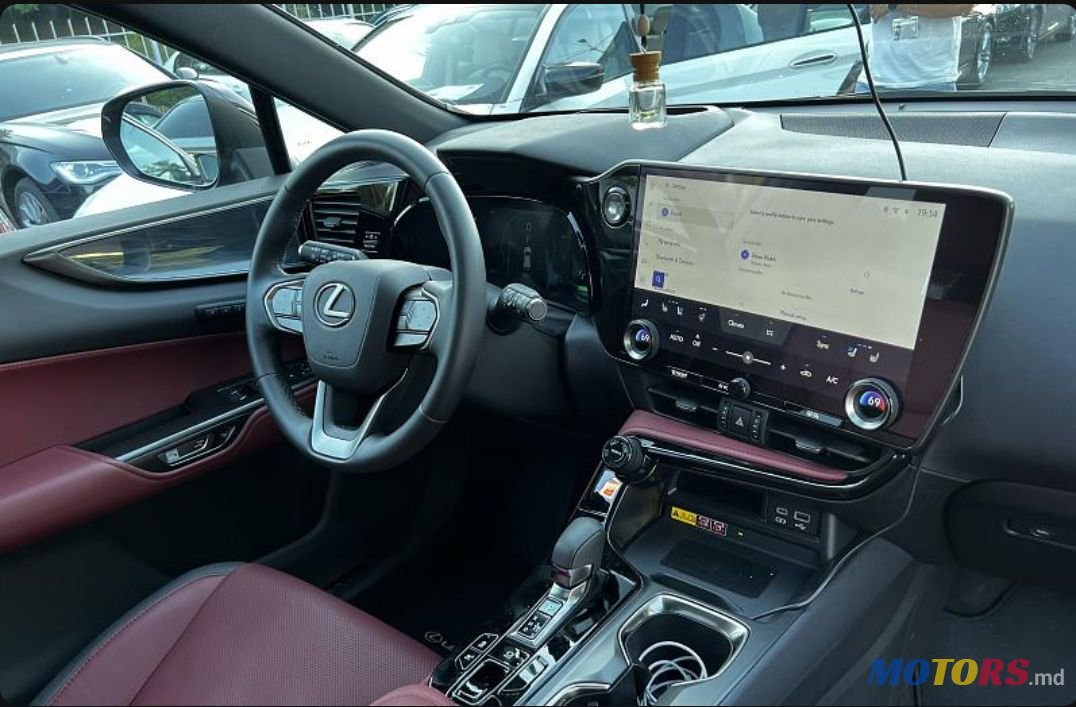 2023' Lexus Nx Series photo #5