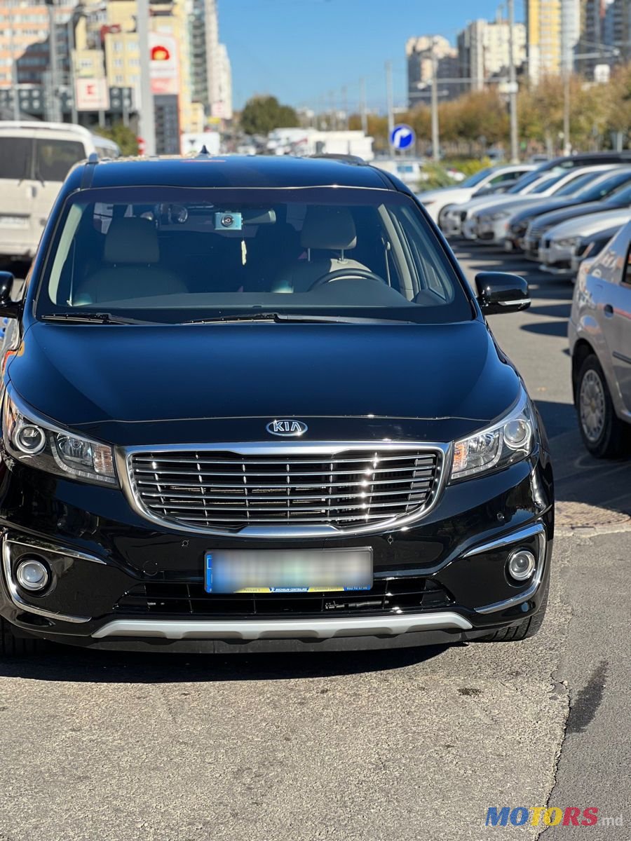 2017' Kia Carnival photo #1