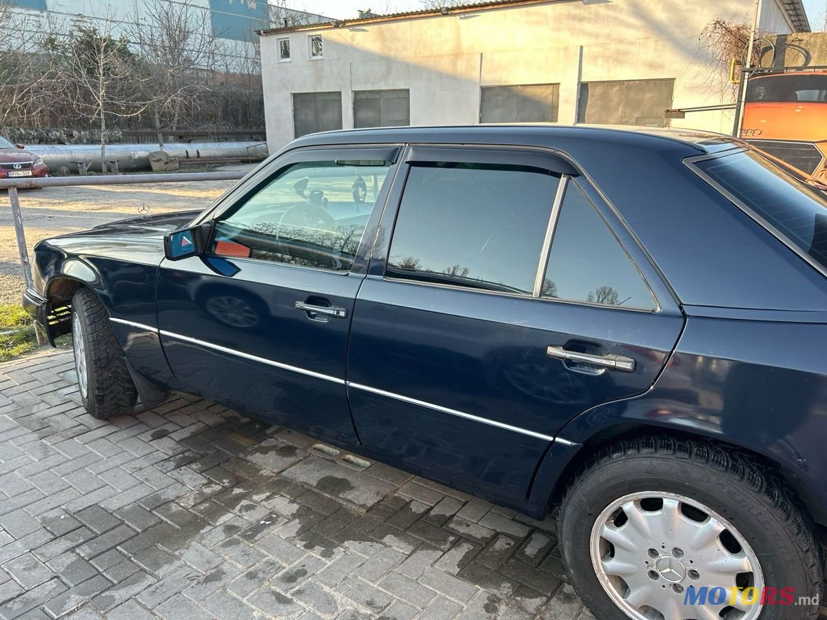 1995' Mercedes-Benz W124 photo #4