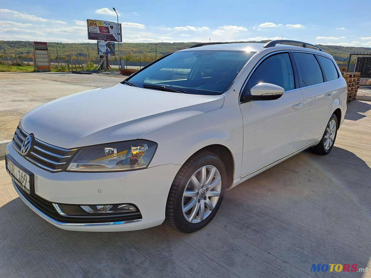 2012' Volkswagen Passat photo #2