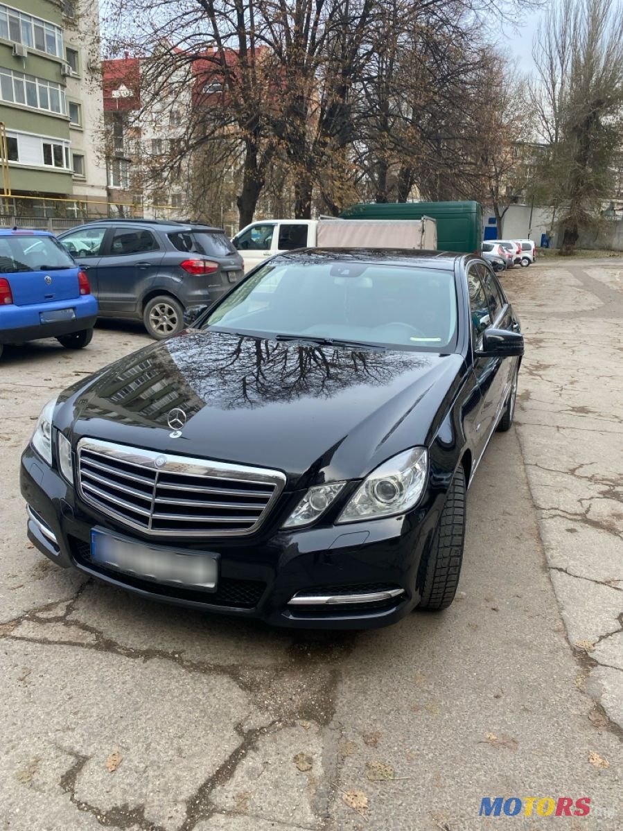 2012' Mercedes-Benz E-Class photo #1