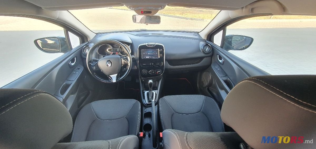 2015' Renault Clio photo #4