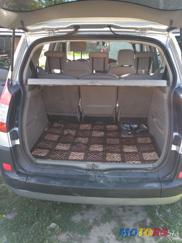 2006' Renault Scenic photo #3