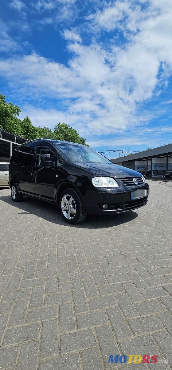 2010' Volkswagen Caddy photo #1