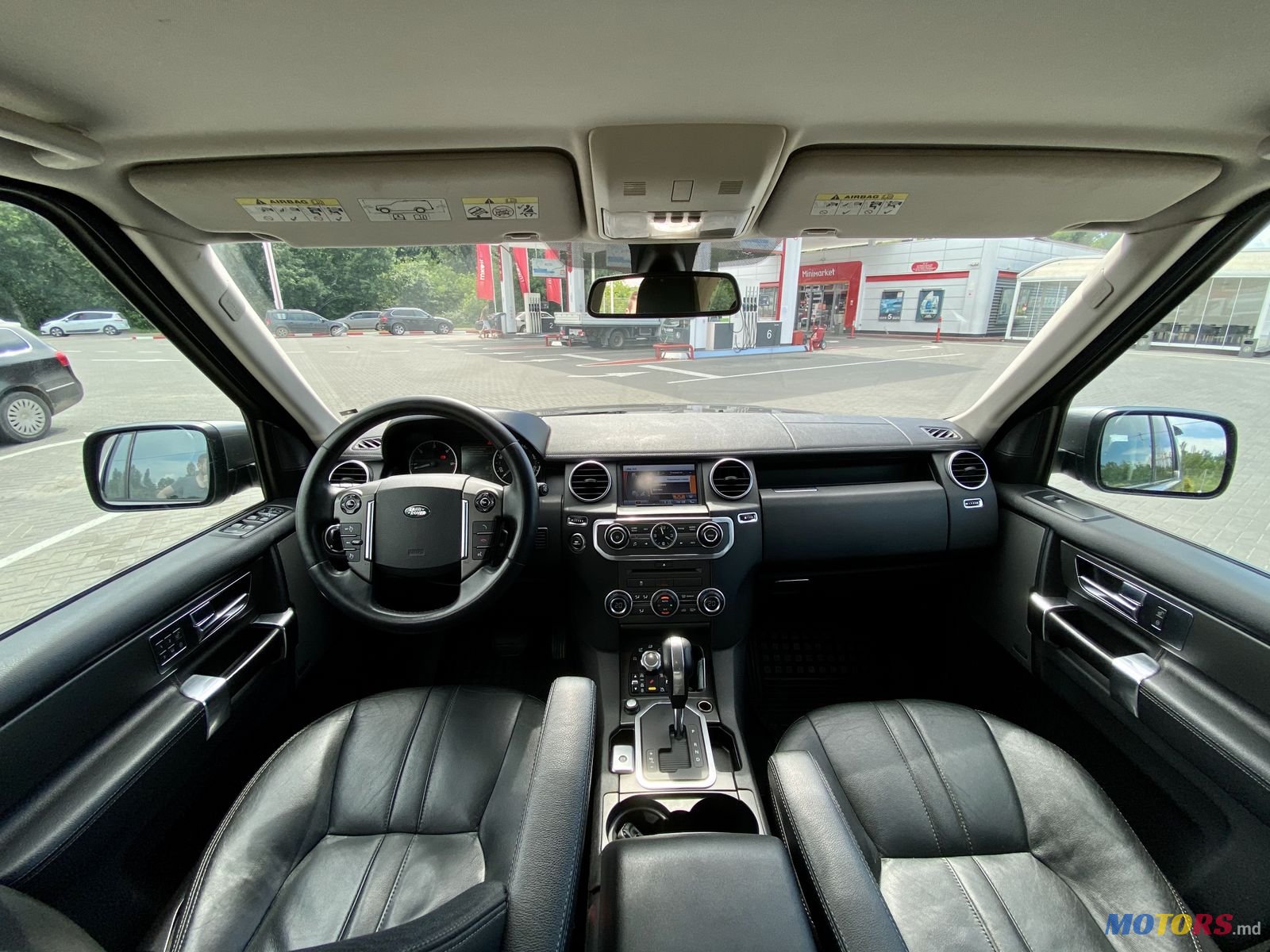 2011' Land Rover Discovery photo #4