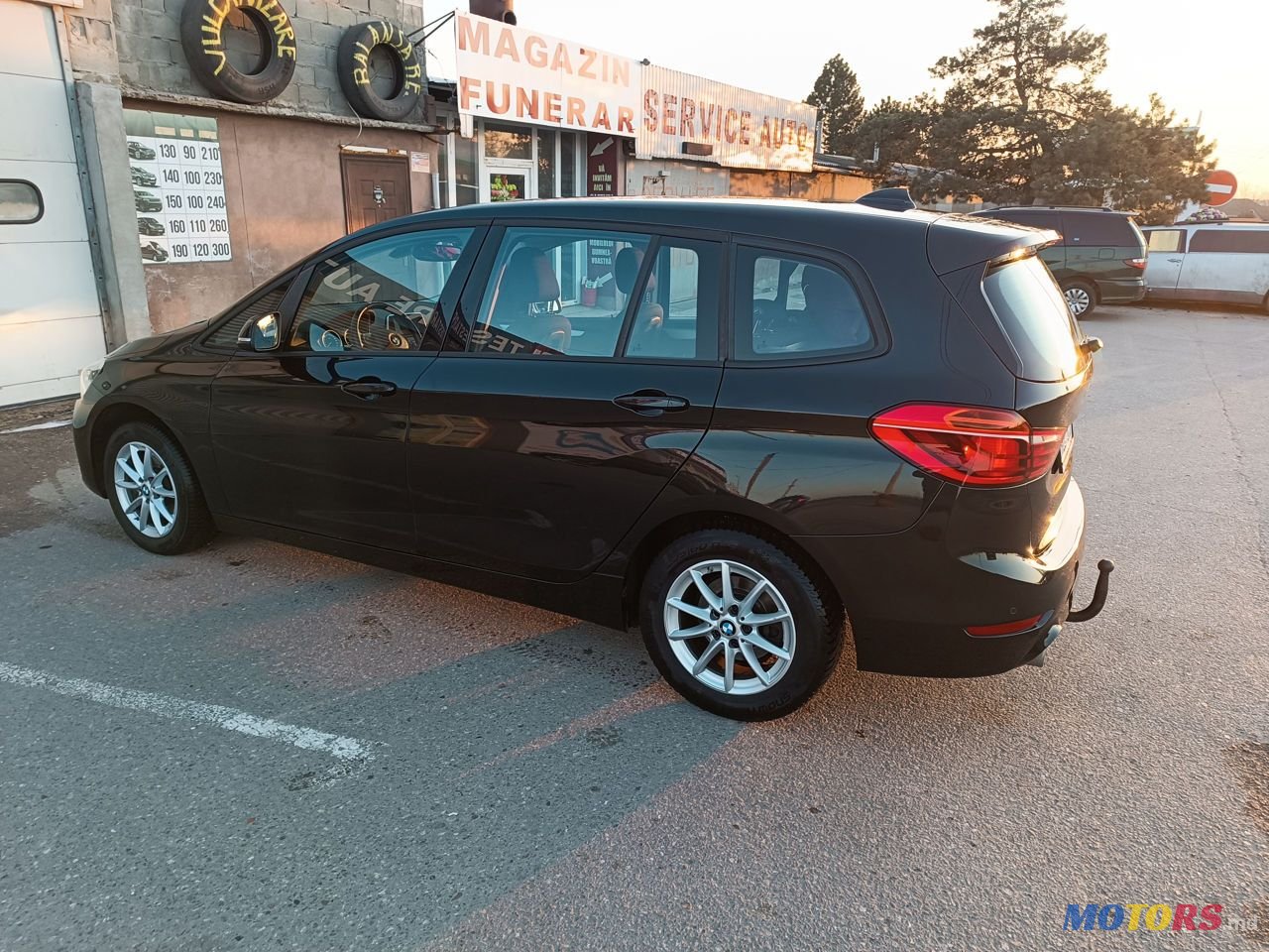 2018' BMW 2 Series Gran Tourer photo #2