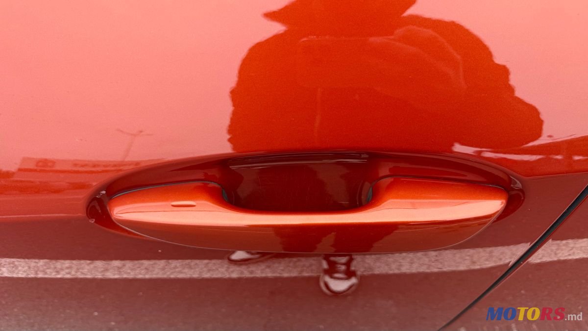 2019' Lexus UX photo #4