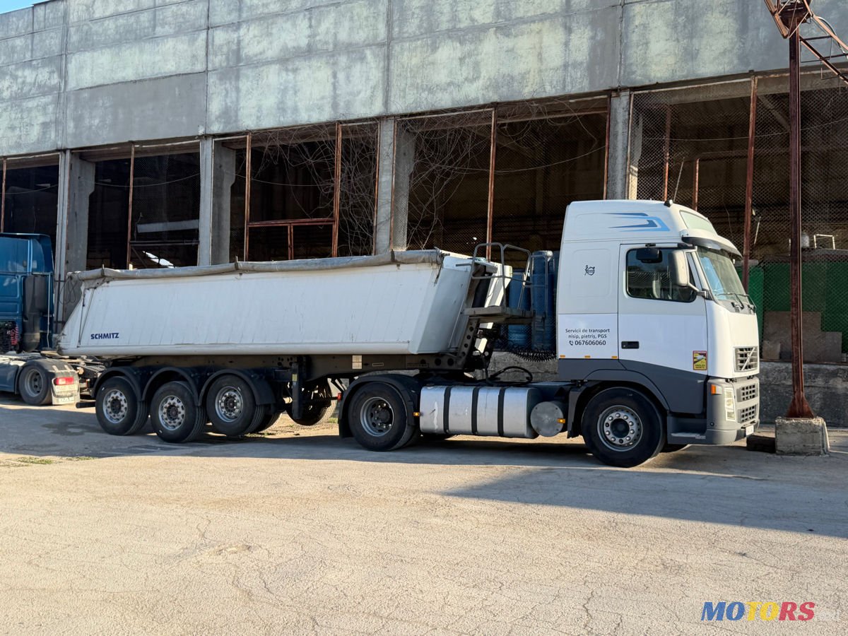 2005' Volvo FH 12 photo #1