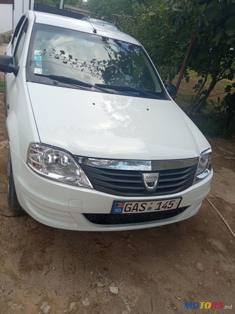 2009' Dacia Logan photo #1