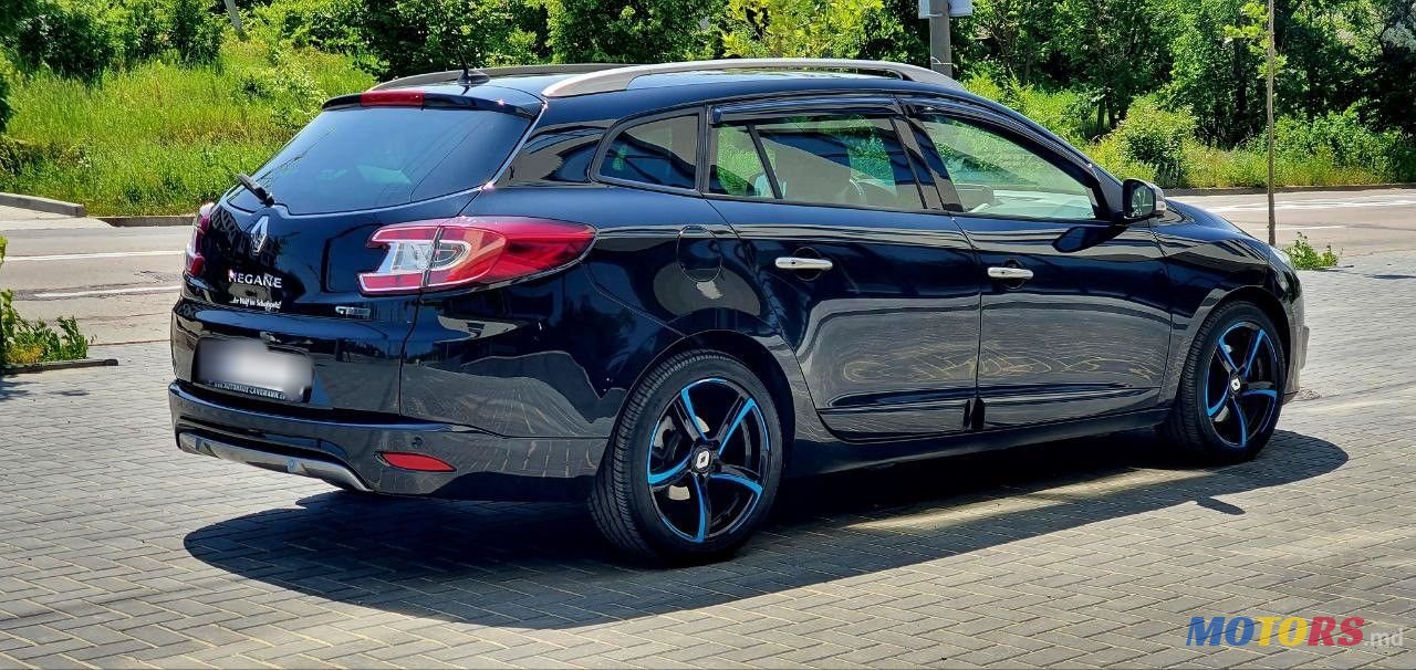 2014' Renault Megane photo #1