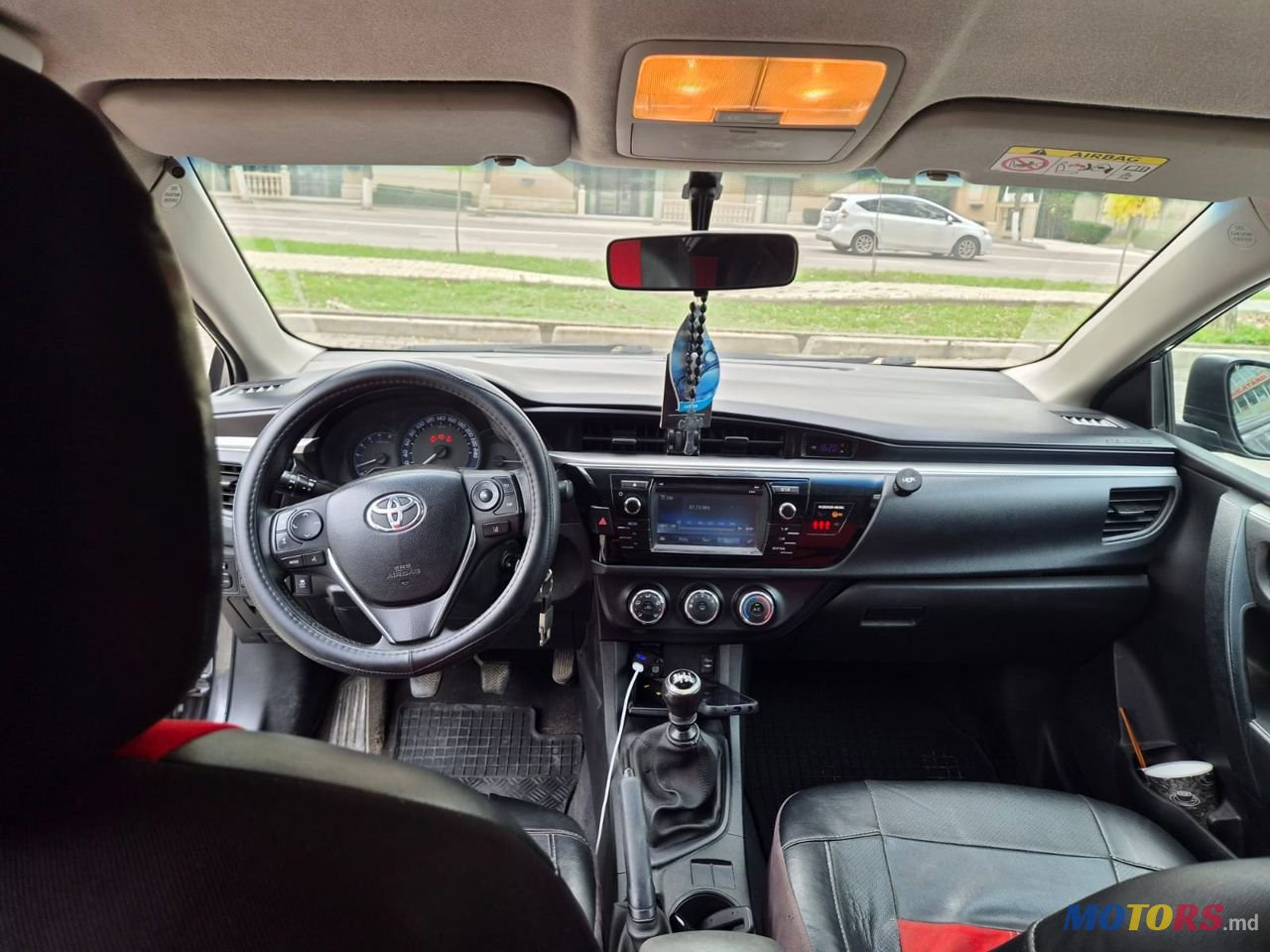 2014' Toyota Corolla photo #2