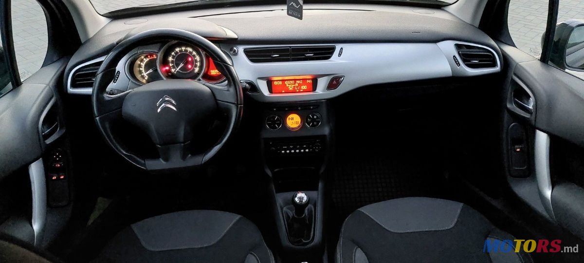 2011' Citroen C3 photo #5