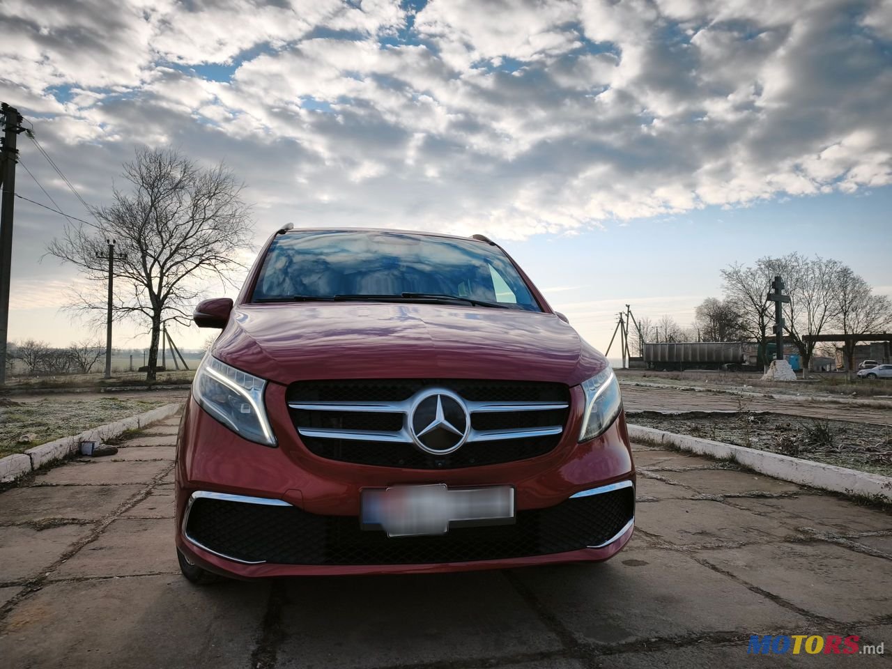 2019' Mercedes-Benz V-Class photo #3