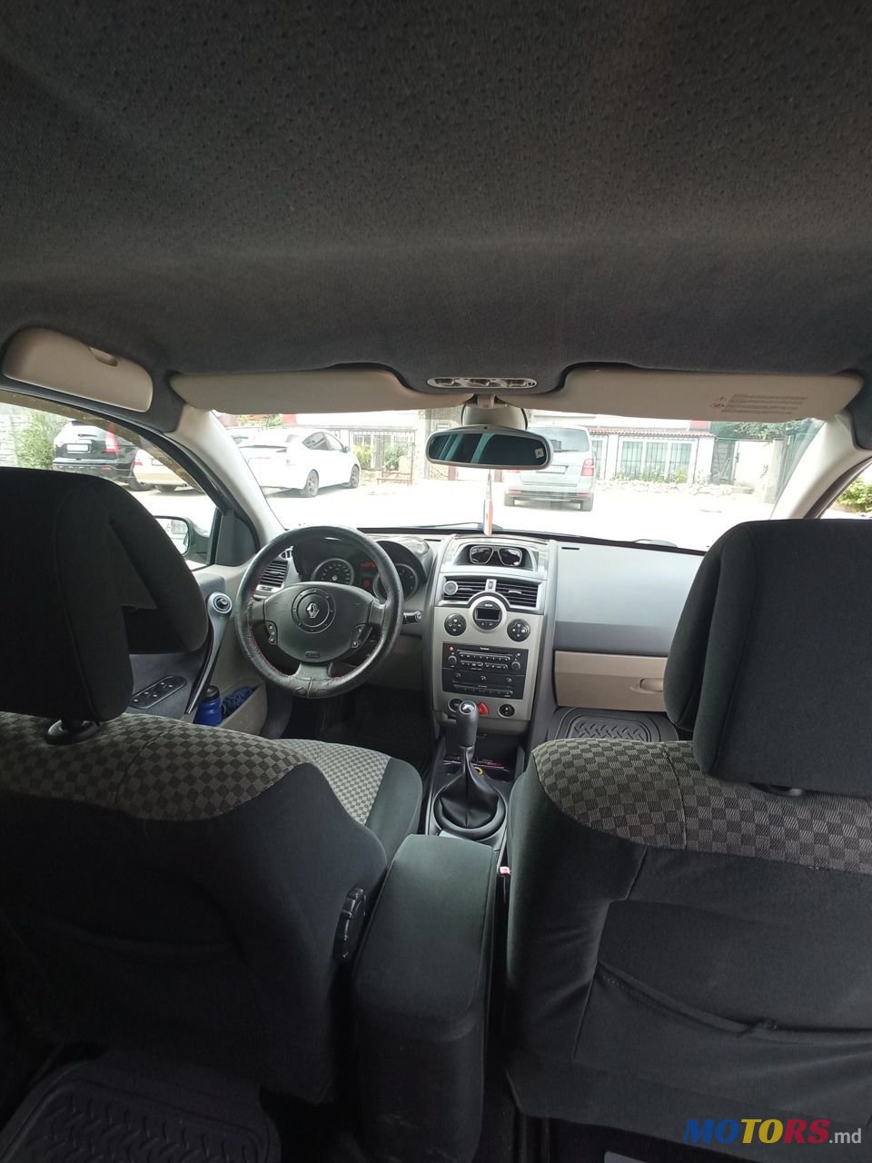 2004' Renault Megane photo #3