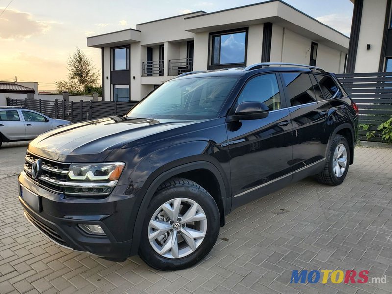 2018' Volkswagen Atlas photo #3