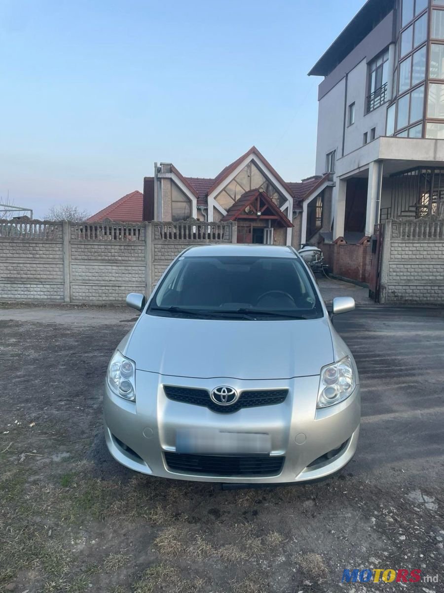 2007' Toyota Auris photo #4