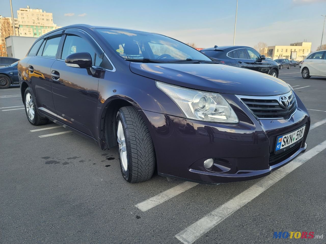 2010' Toyota Avensis photo #2