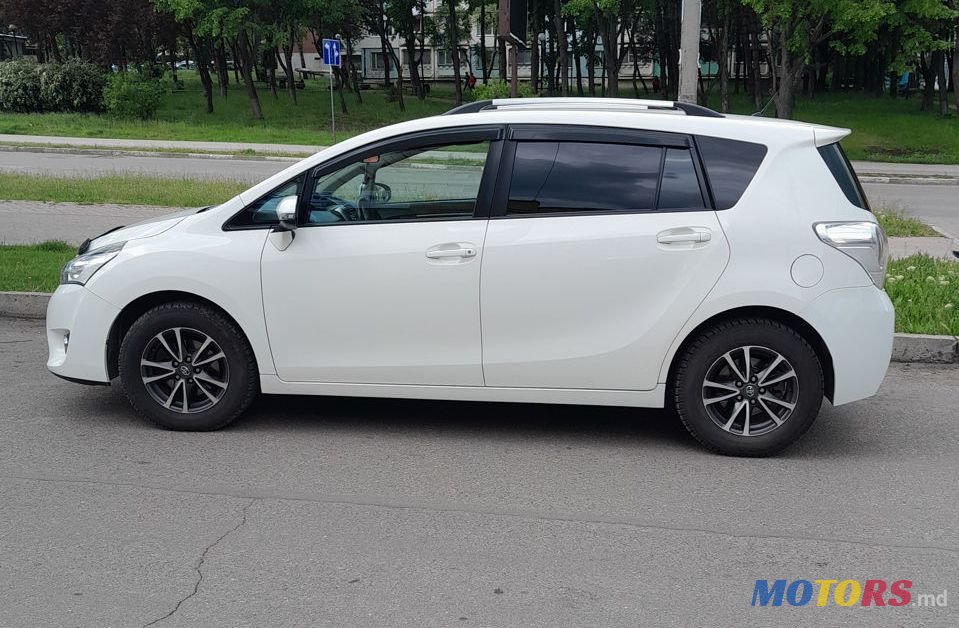 2014' Toyota Verso photo #1