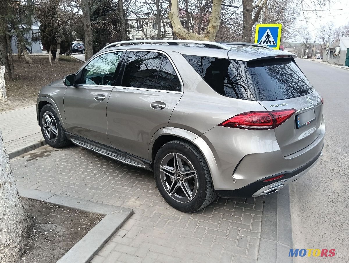 2020' Mercedes-Benz GLE photo #5