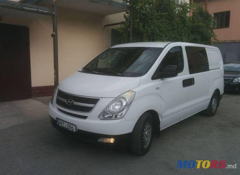 2008' Hyundai H-1 photo #2