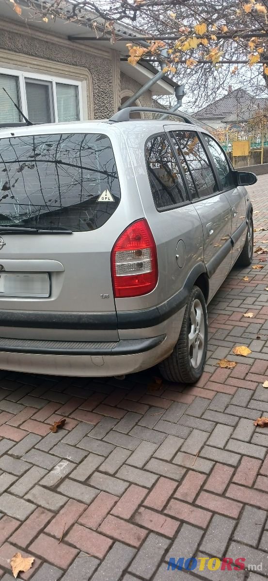 2004' Opel Zafira photo #4