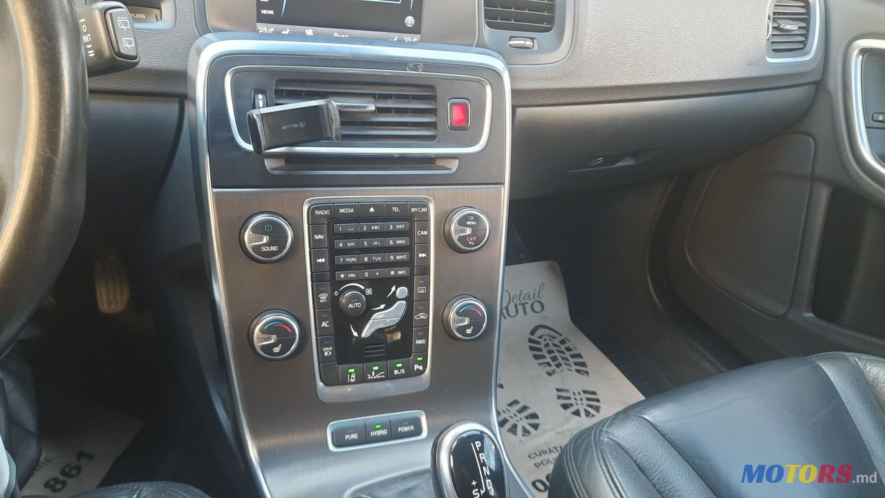 2013' Volvo V60 photo #5