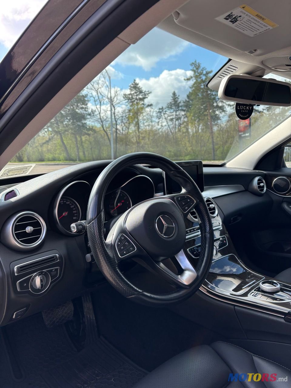 2017' Mercedes-Benz C-Class photo #3