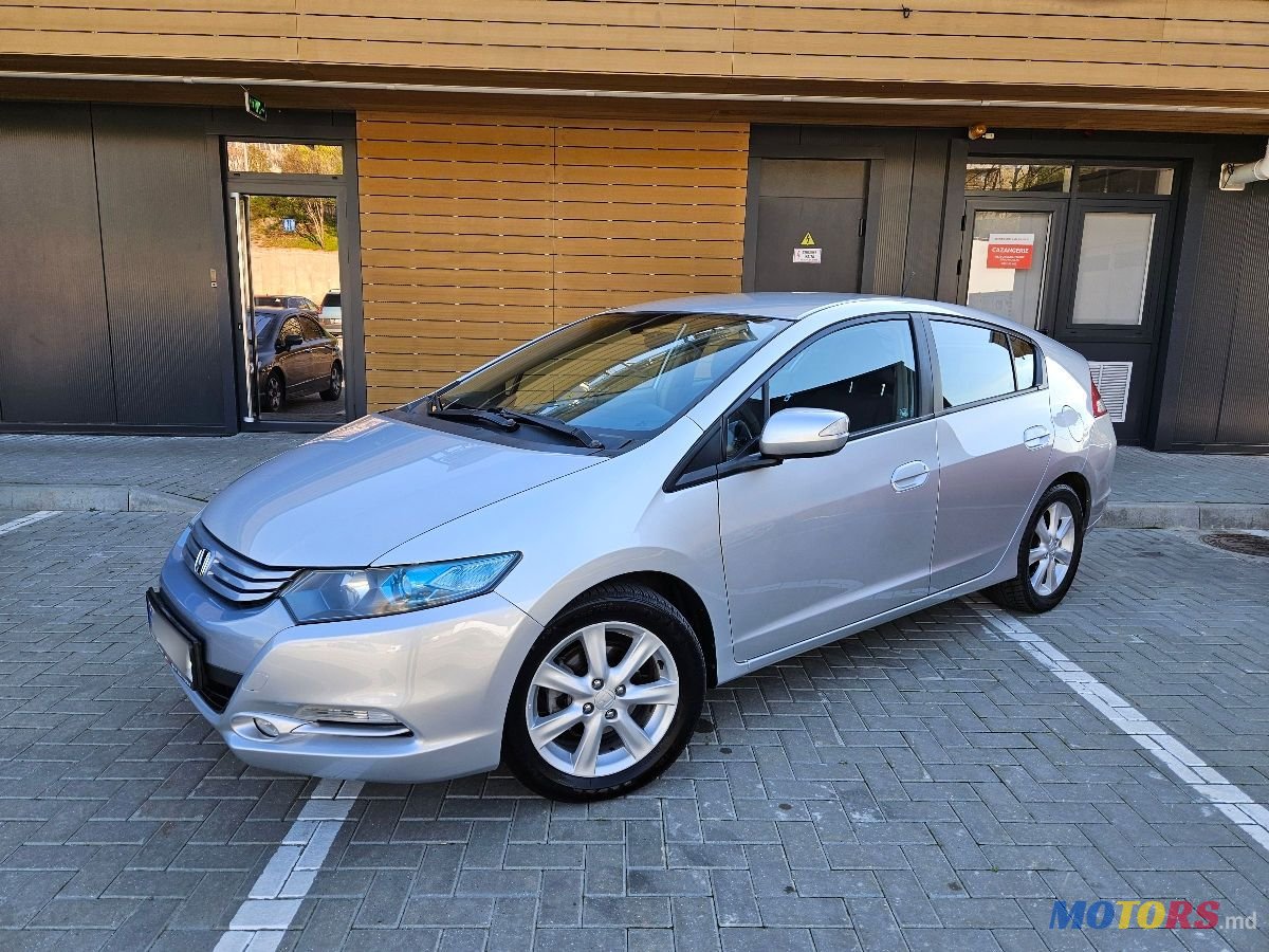 2010' Honda Insight photo #2