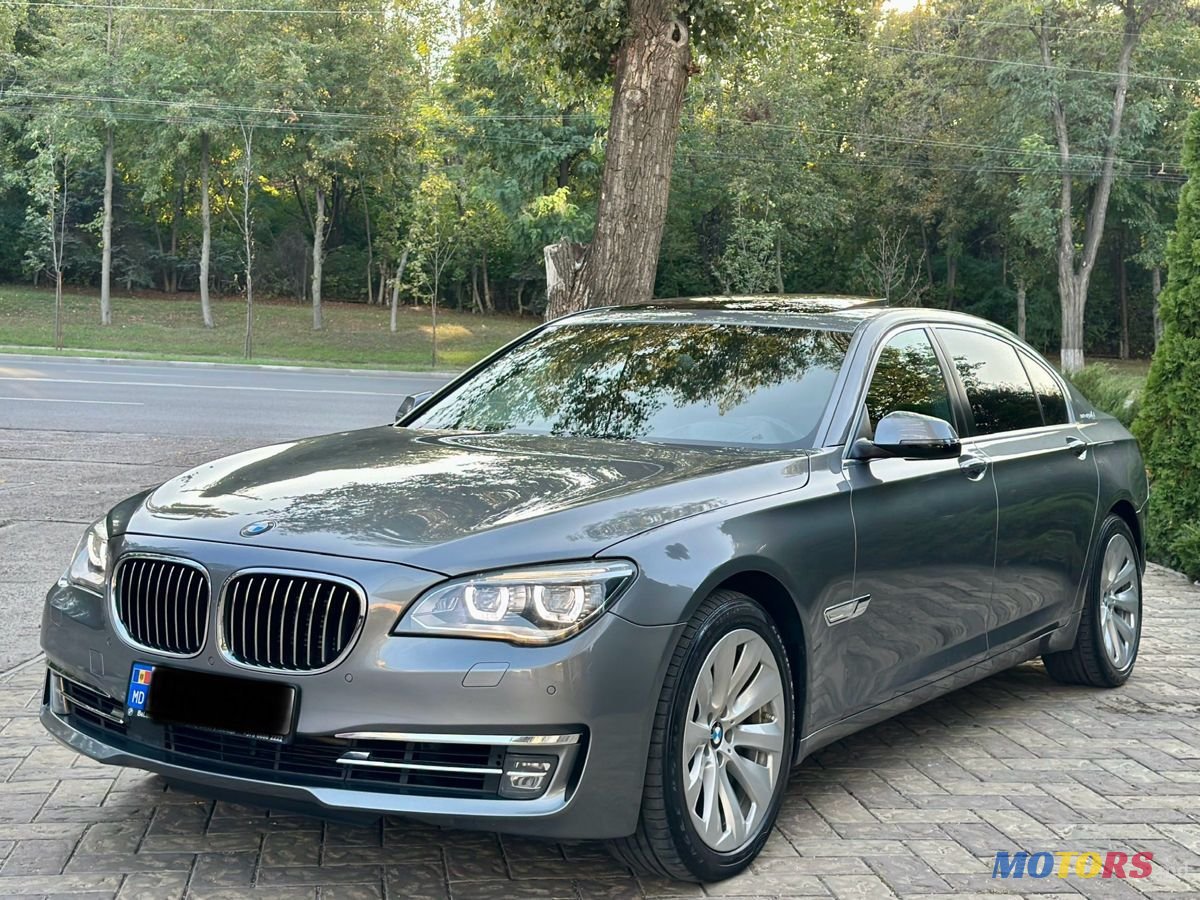2014' BMW 7 Series photo #5