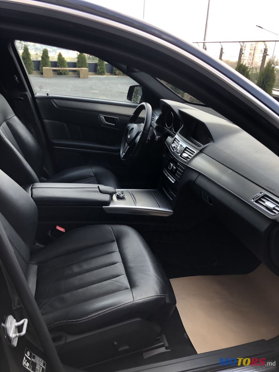 2014' Mercedes-Benz E-Class photo #6