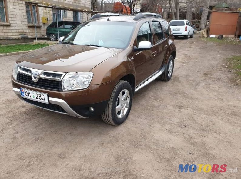 2011' Dacia Duster photo #2