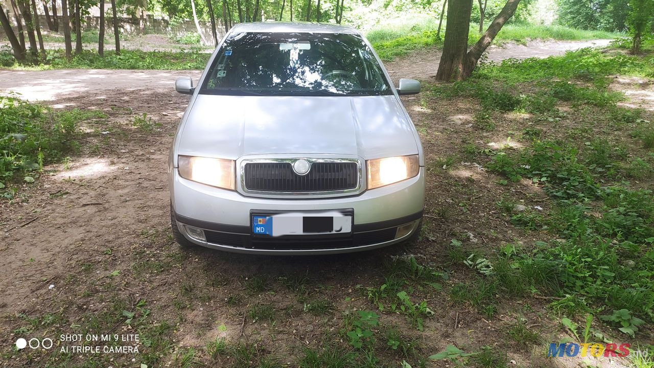2001' Skoda Fabia photo #3