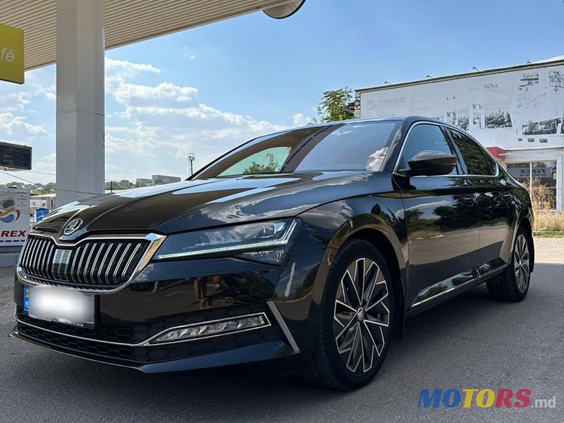 2020' Skoda Superb photo #2