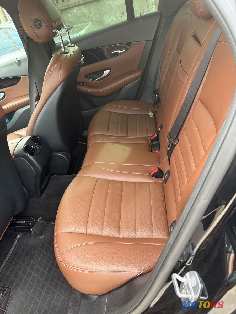 2018' Mercedes-Benz GLC photo #6