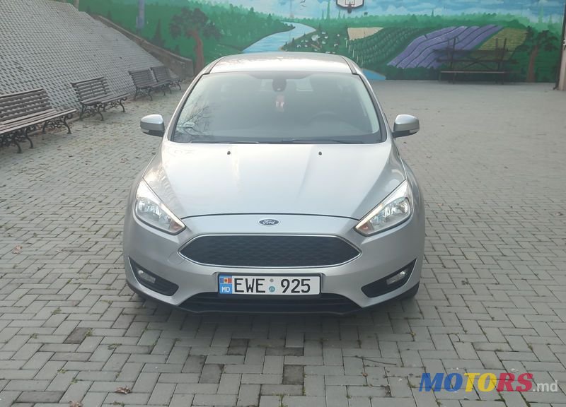 2015' Ford Focus photo #2