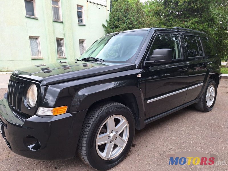 2010' Jeep Patriot photo #2