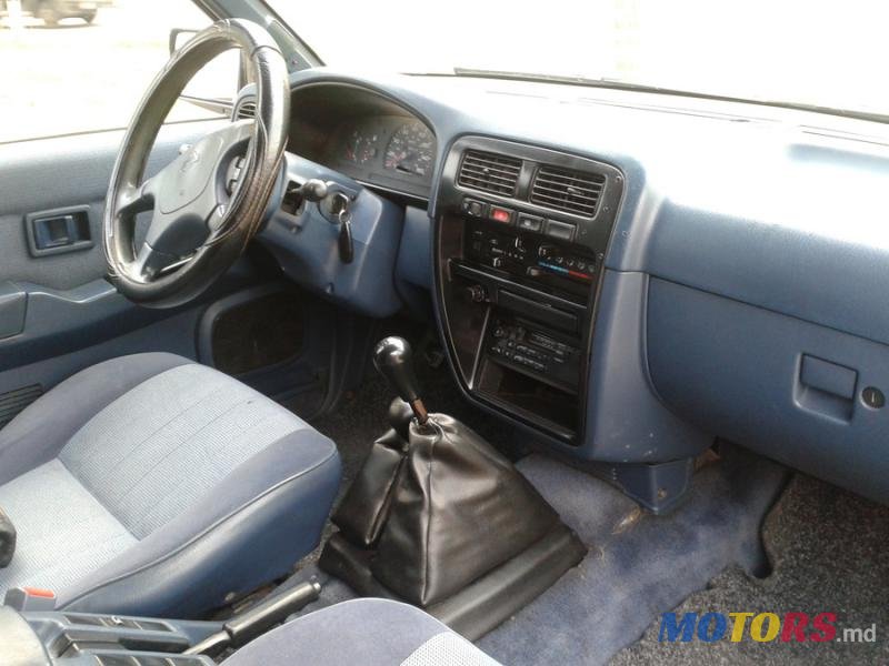 1994' Nissan Terrano photo #3
