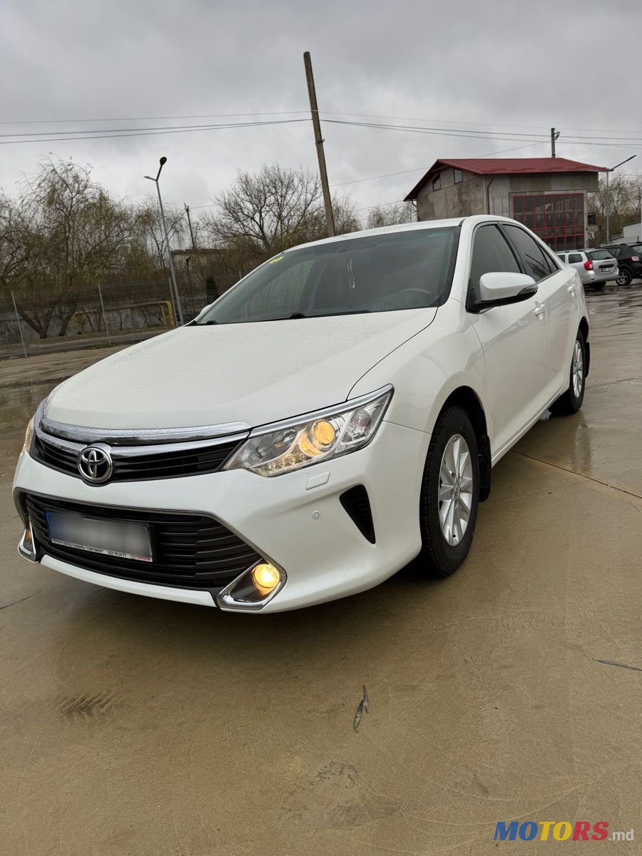 2015' Toyota Camry photo #2