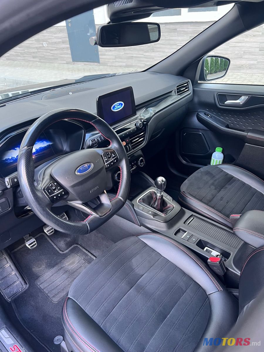 2020' Ford Kuga photo #5