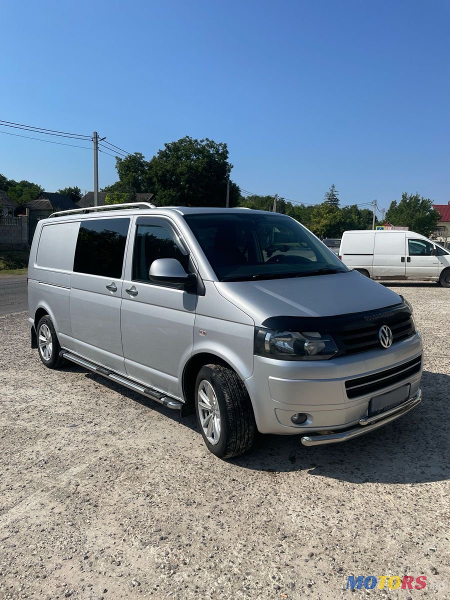 2012' Volkswagen Transporter photo #1