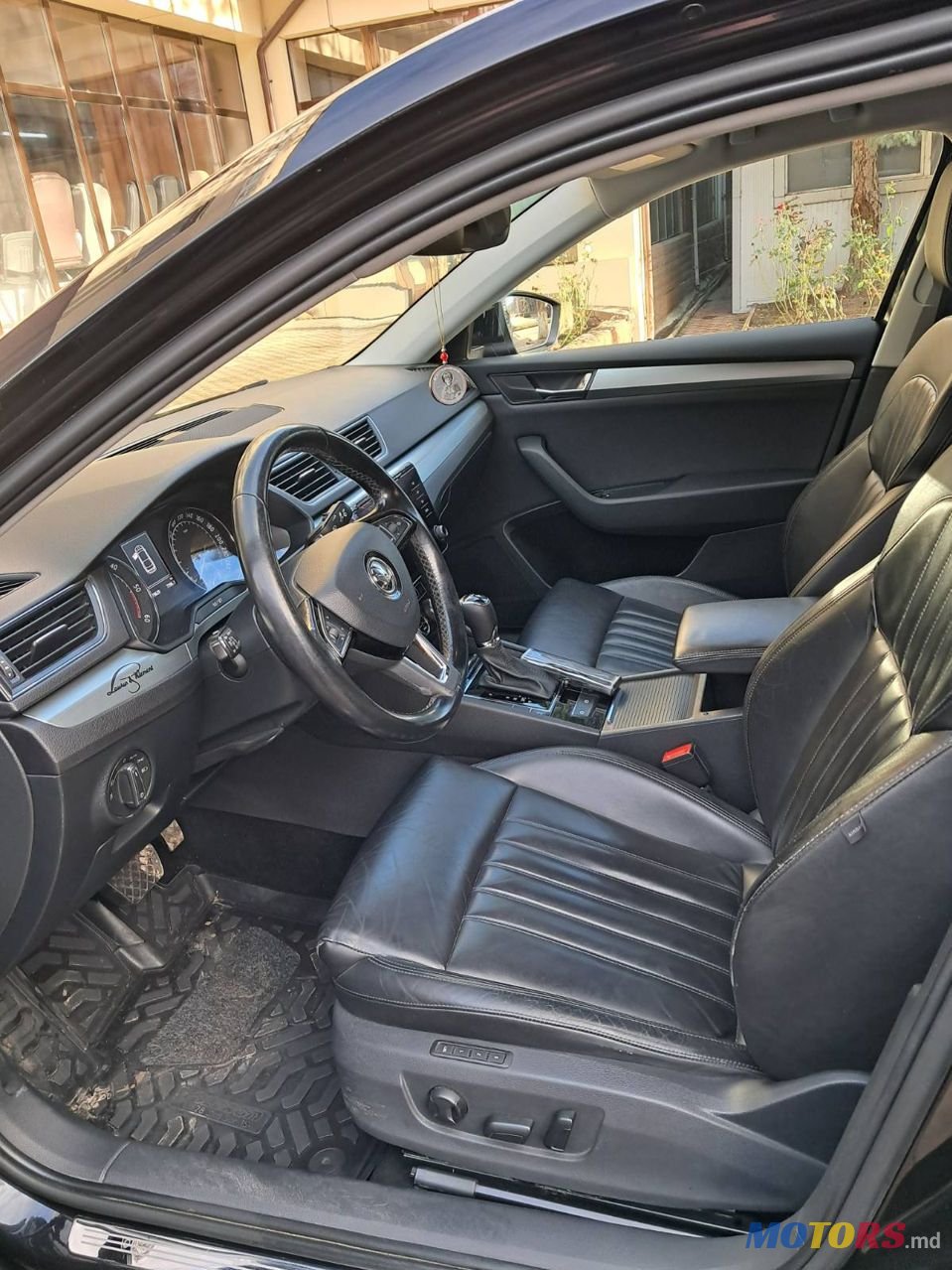 2018' Skoda Superb photo #6