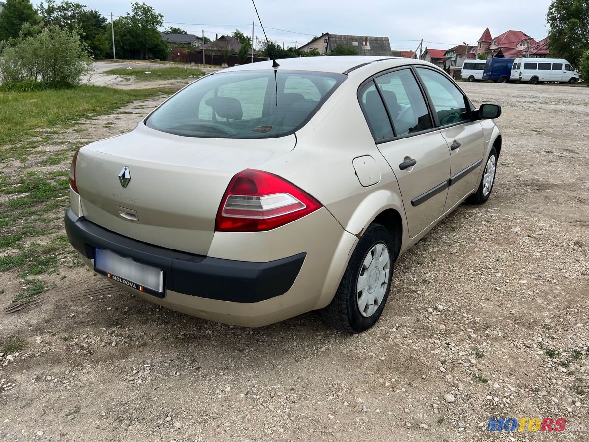 2007' Renault Megane photo #3