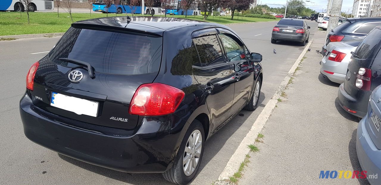 2008' Toyota Auris photo #6
