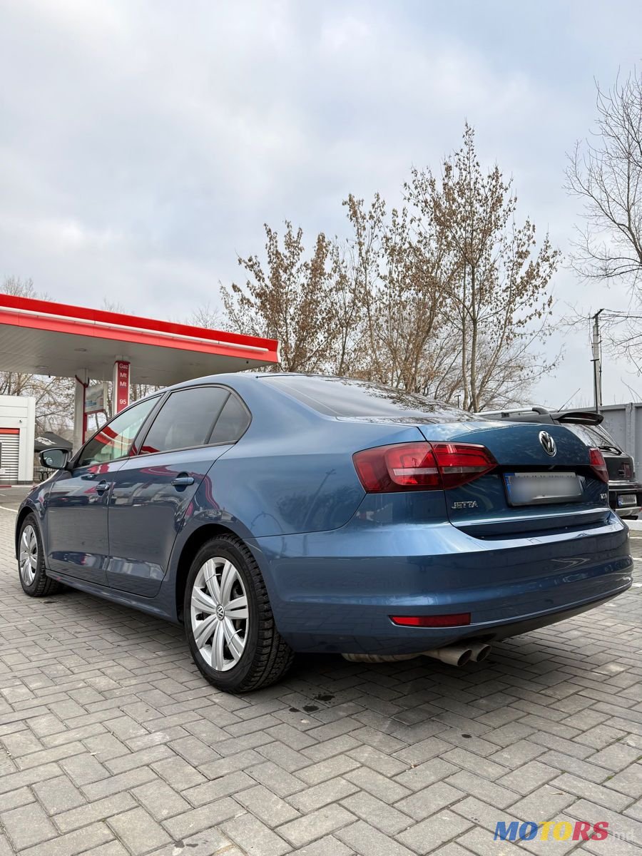 2015' Volkswagen Jetta photo #3