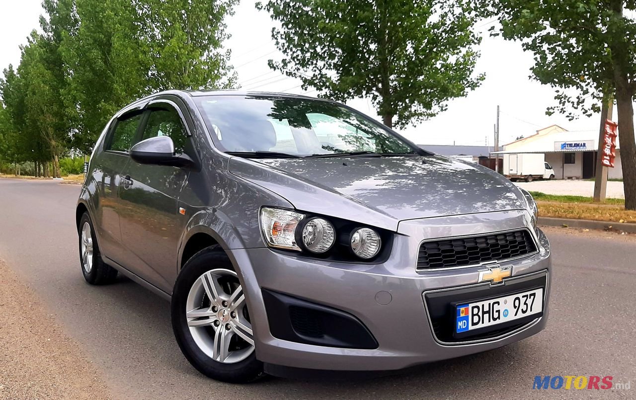 2013' Chevrolet Aveo photo #1