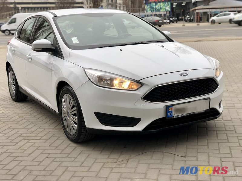 2015' Ford Focus photo #2